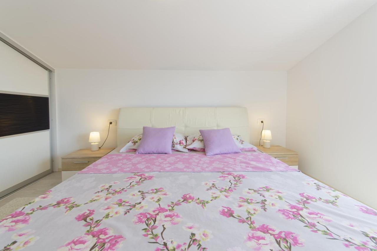 Apartments Goran By Rent Istria Umag Exterior photo